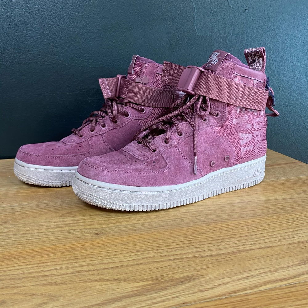 Women’s SF AF1 Mid